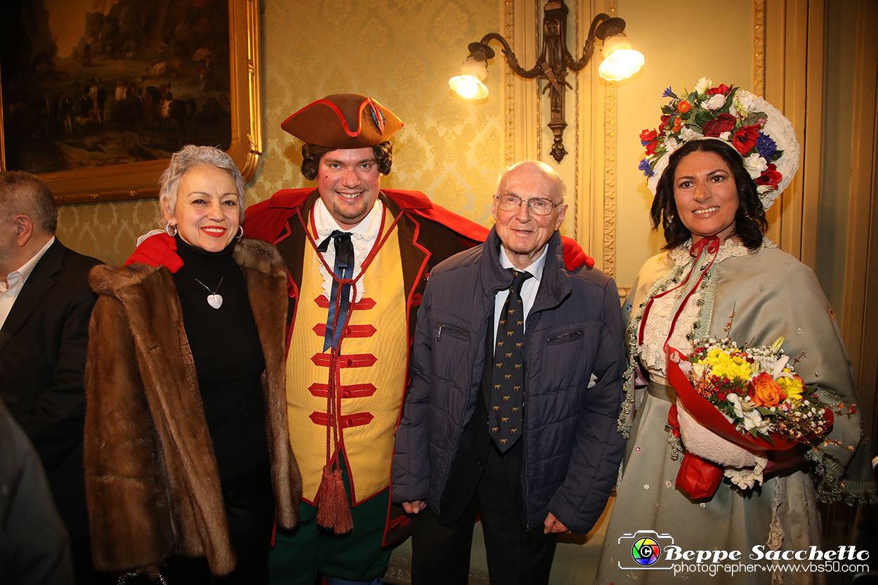 VBS_3672 - Investitura Ufficiale Gianduja e Giacometta Famija Turineisa - Carnevale di Torino 2024.jpg